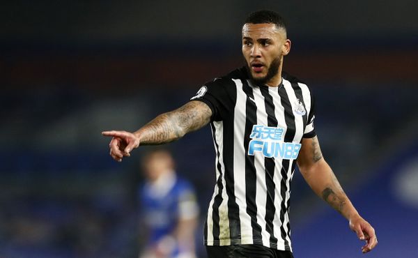 Loď s názvem Newcastle United se potápí. Znovu