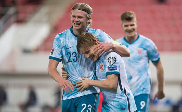 Kvůli mistrovství světa v Kataru umřely tisíce lidí. Norští fotbalisté protestují, ve hře je i bojkot