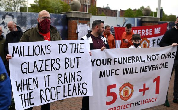 Jsou vášniví, komentuje Manchester United řádění svých fanoušků