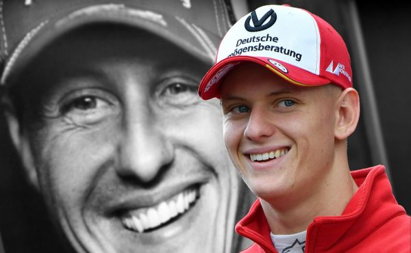 Mick Schumacher: Otec je nejlepší jezdec F1 všech dob, ať už Hamilton dokáže cokoliv