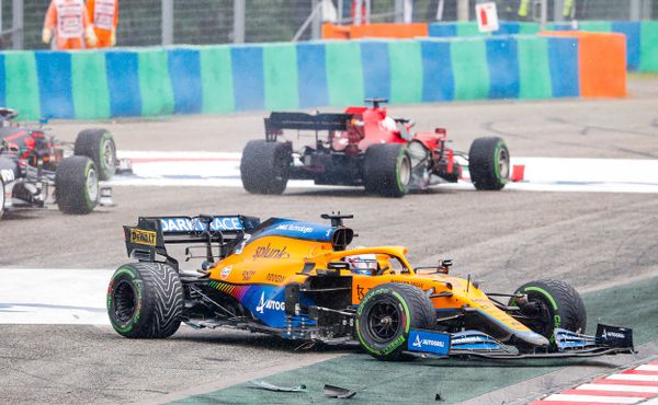 Premiérové vítězství v F1 pro Estebana Ocona. Hamilton zpátky v čele šampionátu
