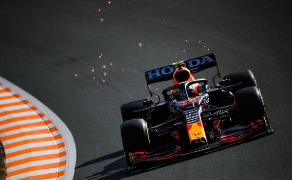 Verstappen vybojoval před domácím publikem pole position