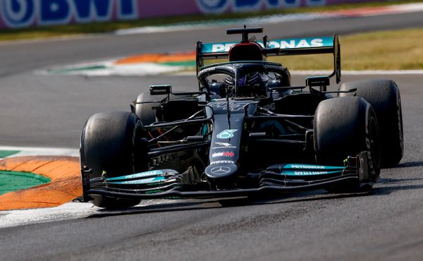 Hamilton nezvládl sprint a v Monze odstartuje čtvrtý. Verstappen má další pole position