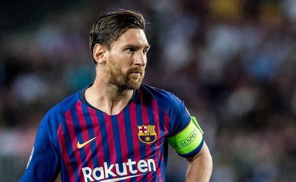 Barcelona pořádá výprodej. Šetří na Messiho